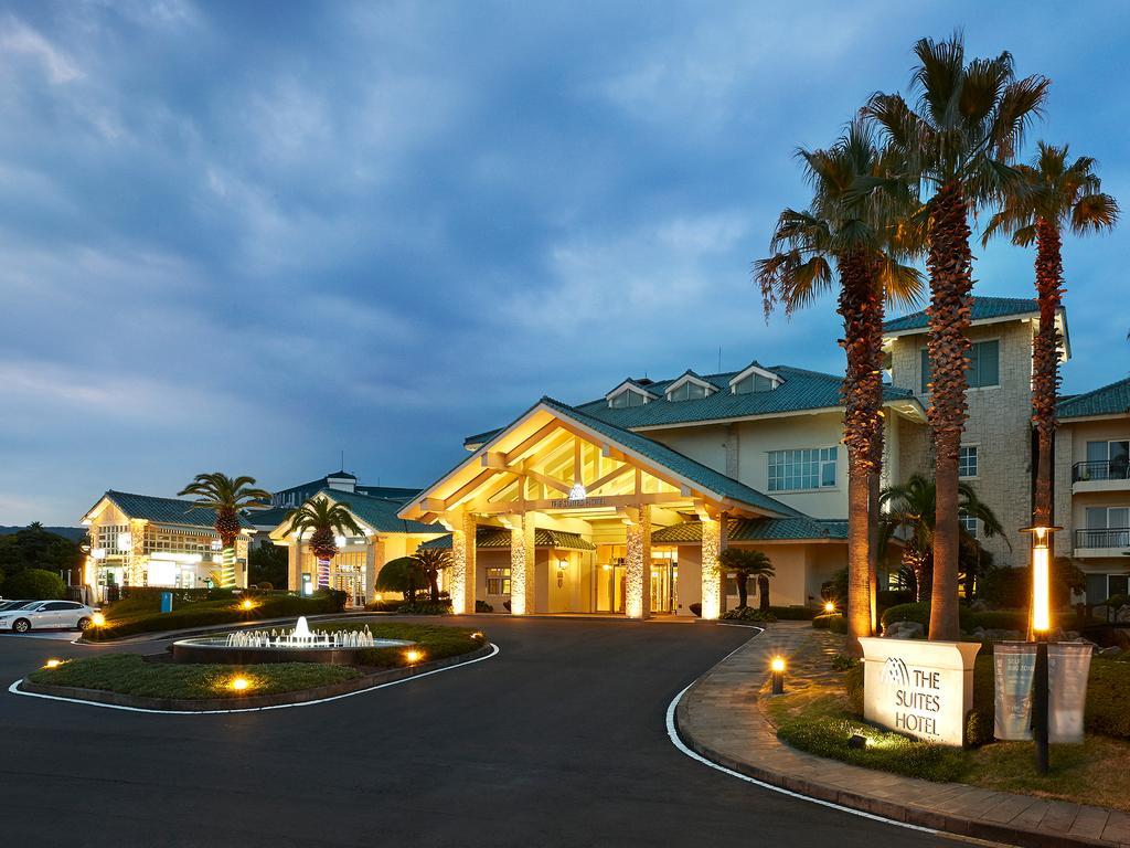 The Suites Hotel Jeju Seogwipo Exterior photo